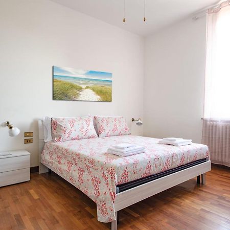 Appartamento Casa Nisida Pesaro Esterno foto