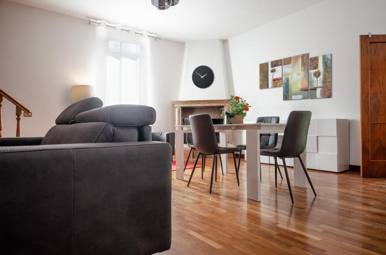 Appartamento Casa Nisida Pesaro Esterno foto